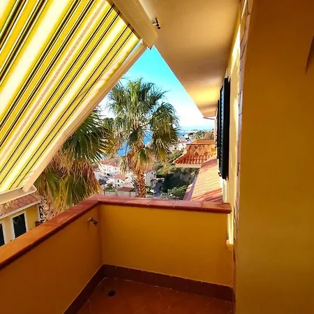 Przytulny W Apartament Belvedere Marittimo